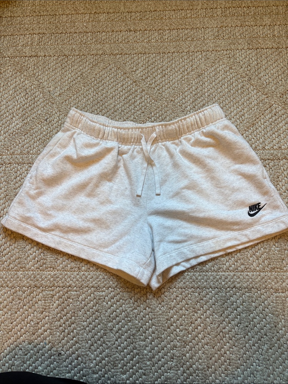 Nike Club Fleece Shorts Womens Large Gray Sportswear Sweat Shorts